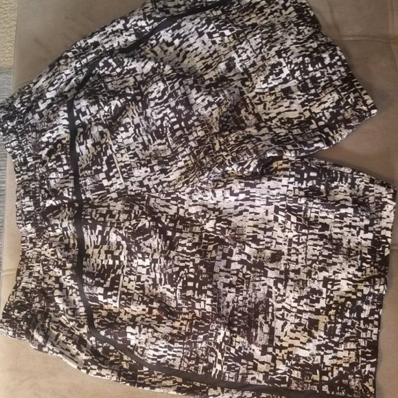 lululemon athletica Other - Lululemon shorts L